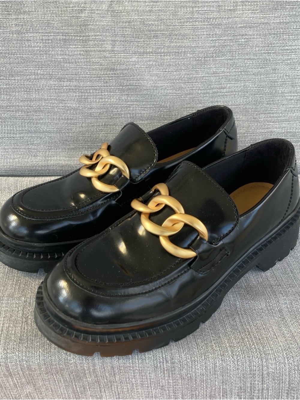 GANT Black leather loafers lug sole chain